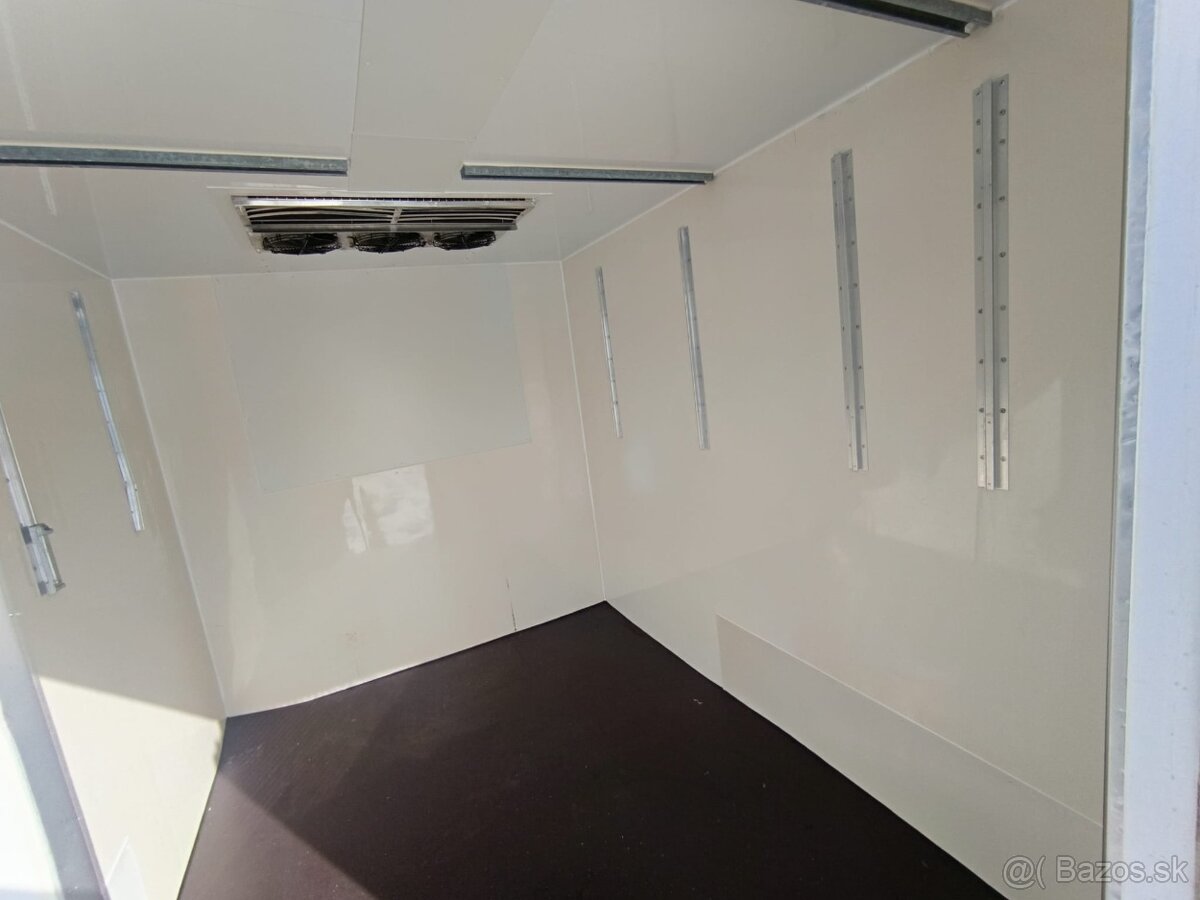 MRAZIACI BOX MRAZIAKMRAZNICKA - 11