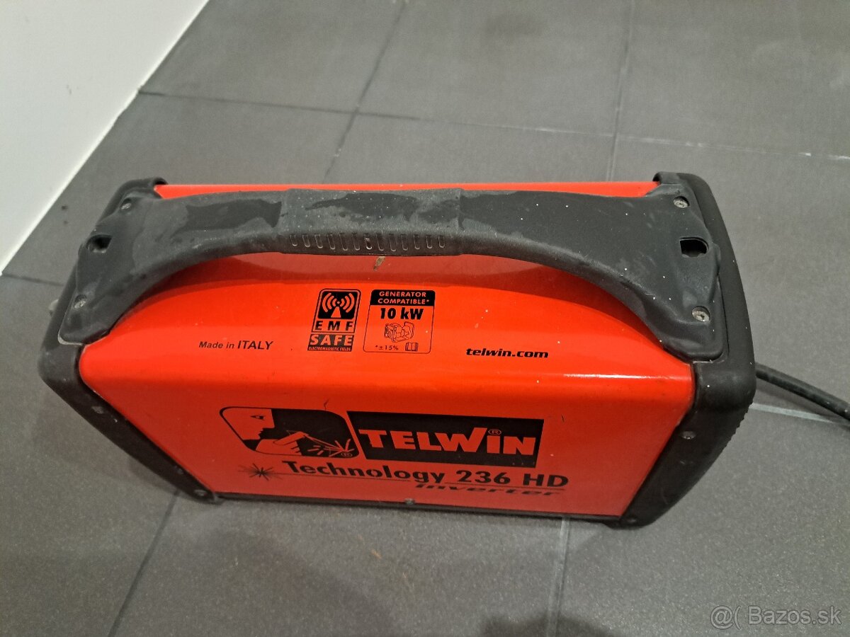 Zvárací invertor Telwin Technology 236- 200A - 11