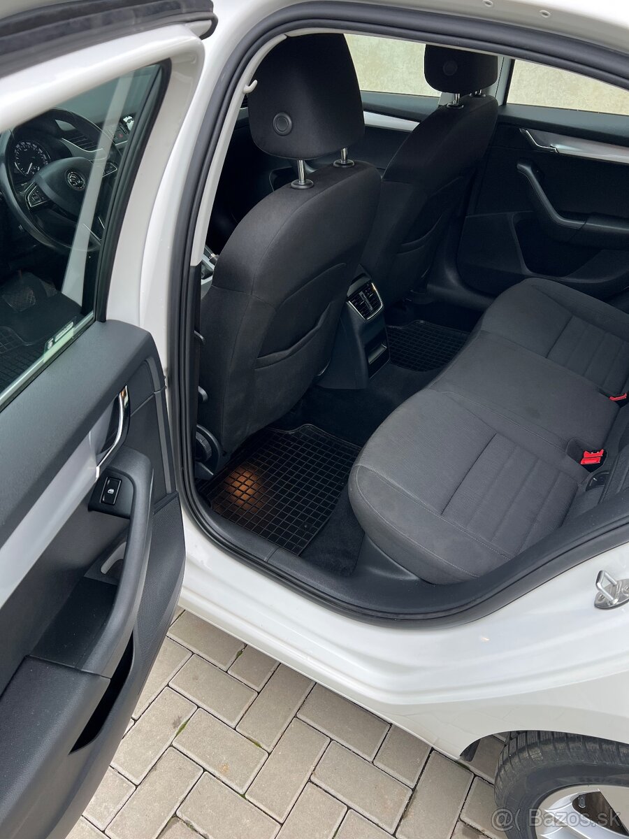 Skoda Octavia TSI DSG 2016 BUSINESS - 11