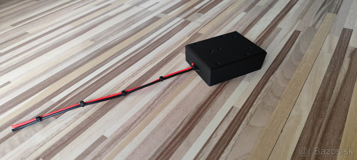 Adaptér batérie Milwaukee M18 - 11