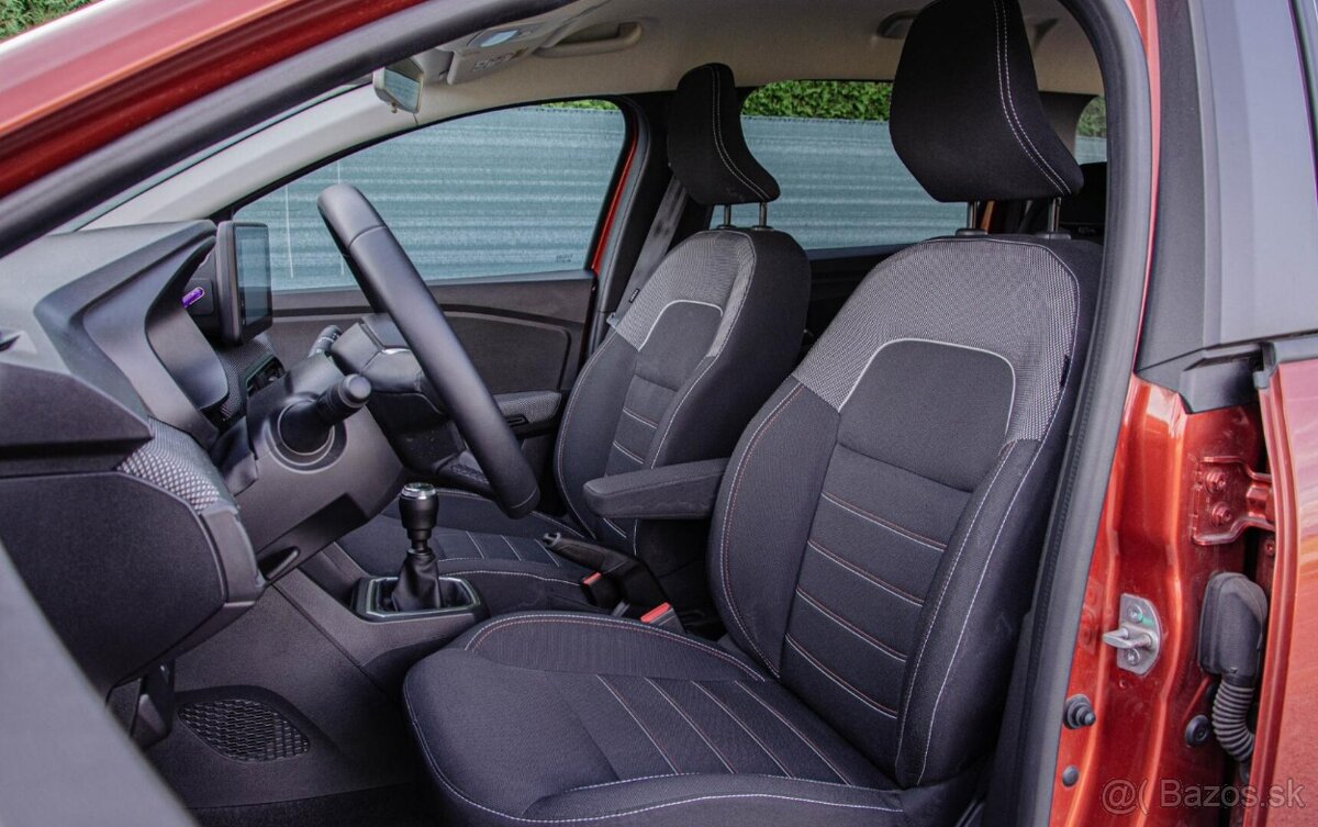 Dacia Jogger 1.0 TCe 110k Extreme 7 miest - 11