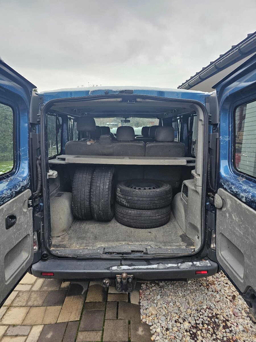 Renault trafic 99.00kw - 11