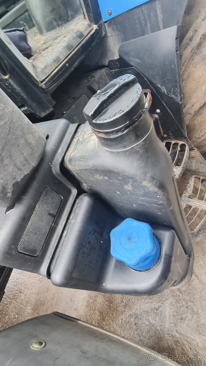 Predám traktor New Holland T7.250 - 11