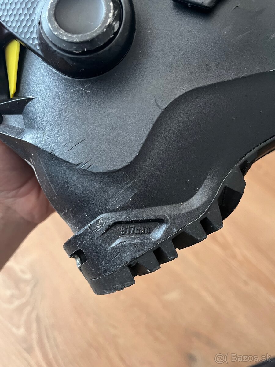 Dynafit Radical Boots / 280 mondopoint - 11