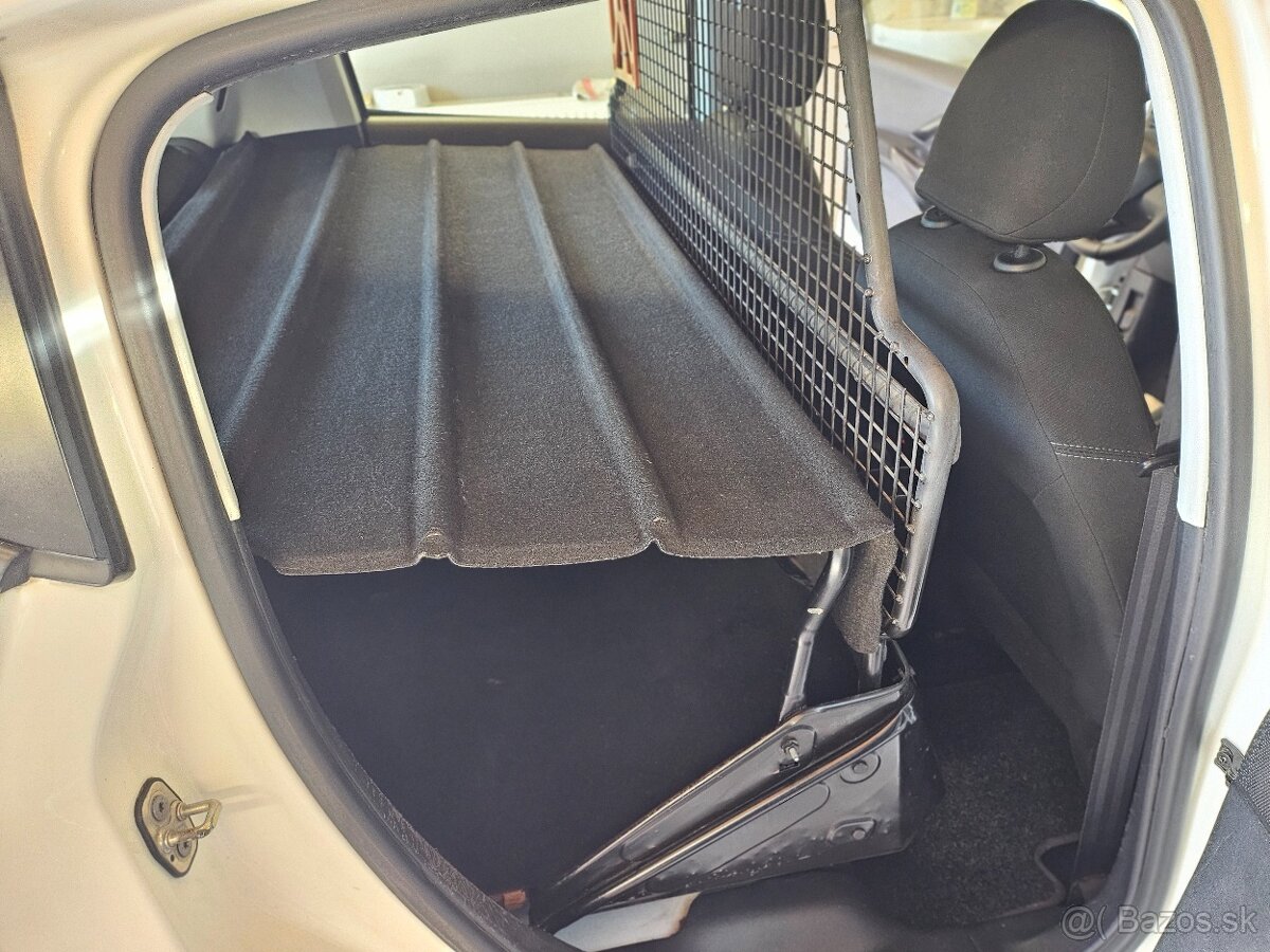 PEUGEOT 208 1.6 HDI - 11