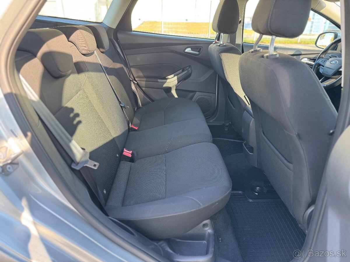 Ford Focus 1.5TDCi Business 2017 Nová STK - 11