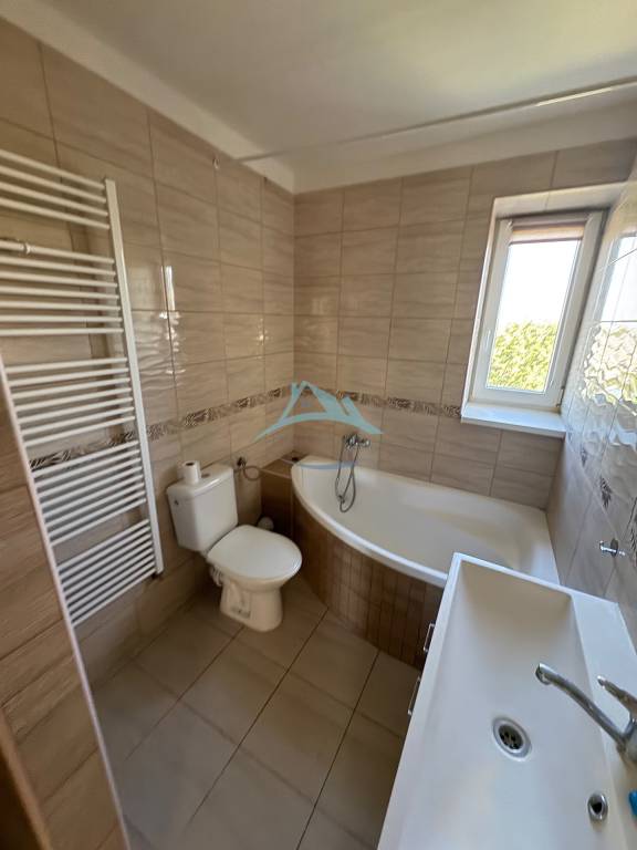 Troj izbový byt na predaj - 11