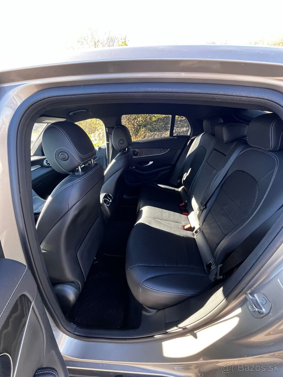 Mercedes-Benz GLC 250 d 4MATIC kupé - 11