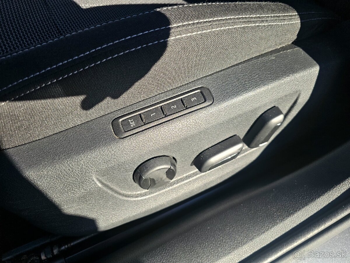Škoda Superb Combi 2.0 TDI Style DSG 110kW A7 - 11