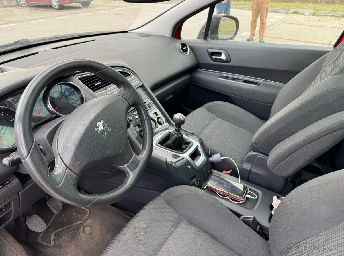 Peugeot 5008 1.6 HDI - 11