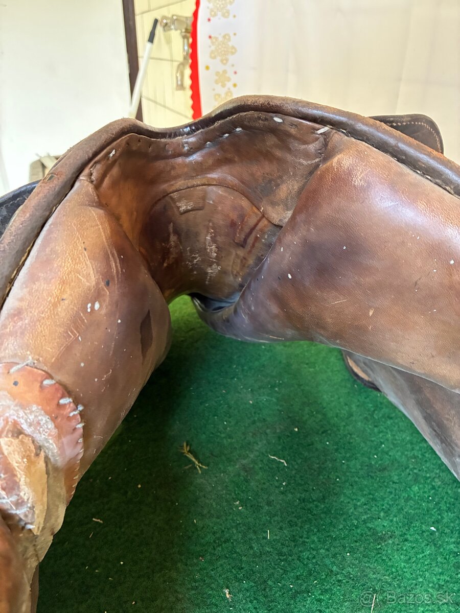 Staré jazdecké sedlo - 11