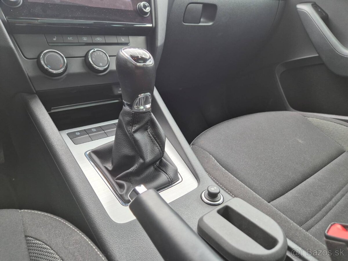 Škoda Octavia Combi 1.6 TDI 115k Ambition - 11