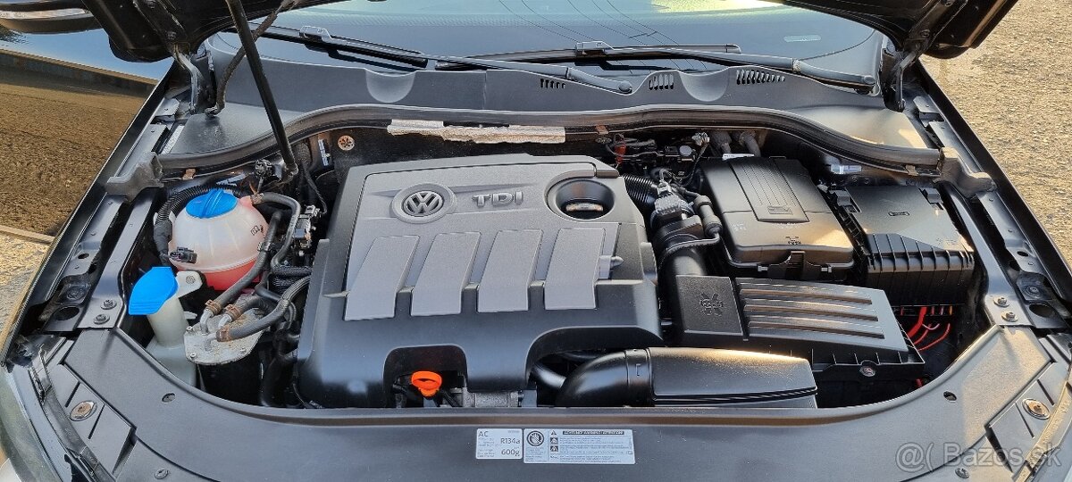 Predám Volkswagen Passat 1,6 TDI B7 77kw - 11