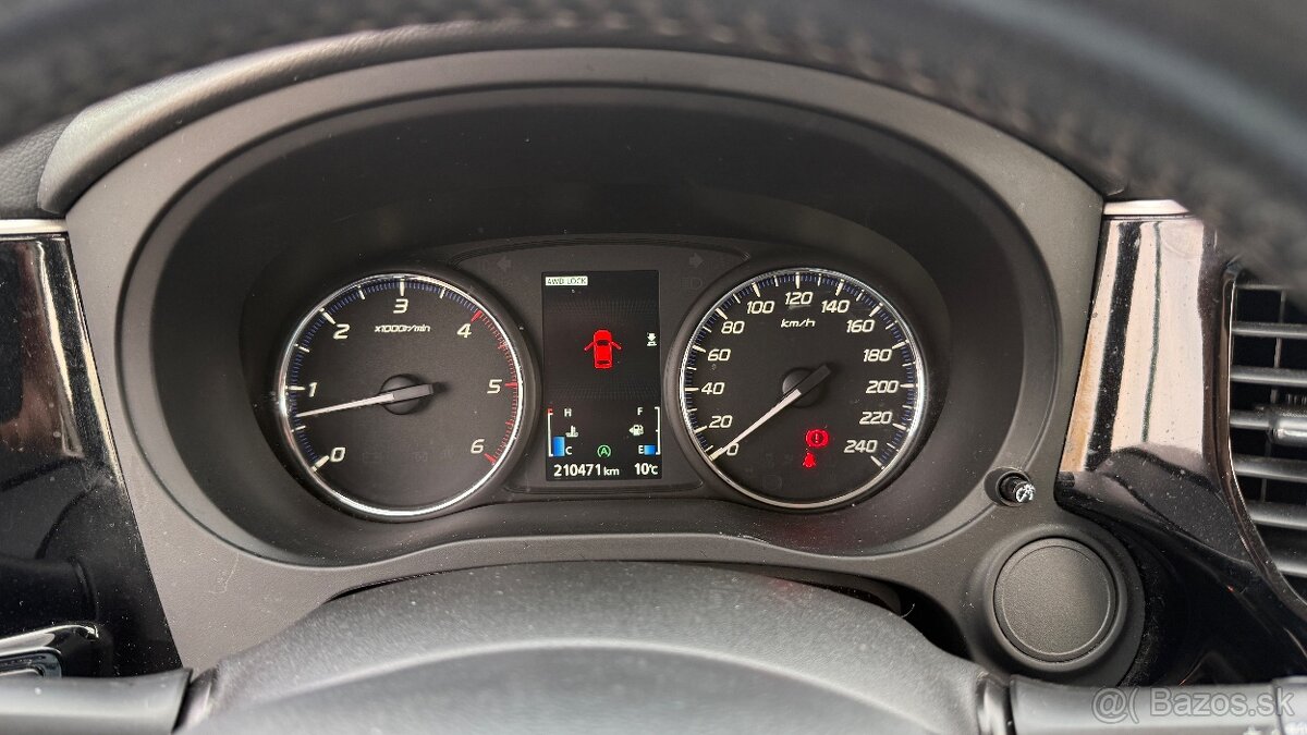 Mitsubishi Outlander 2.2 DI-D Intense - 11