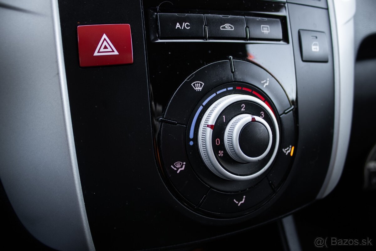 Kia Venga 1.4 CVVT EX - 11