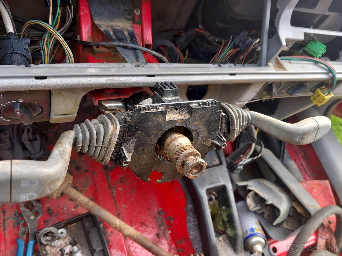 Skoda felicia 1,3 mpi 50kw ND - 11