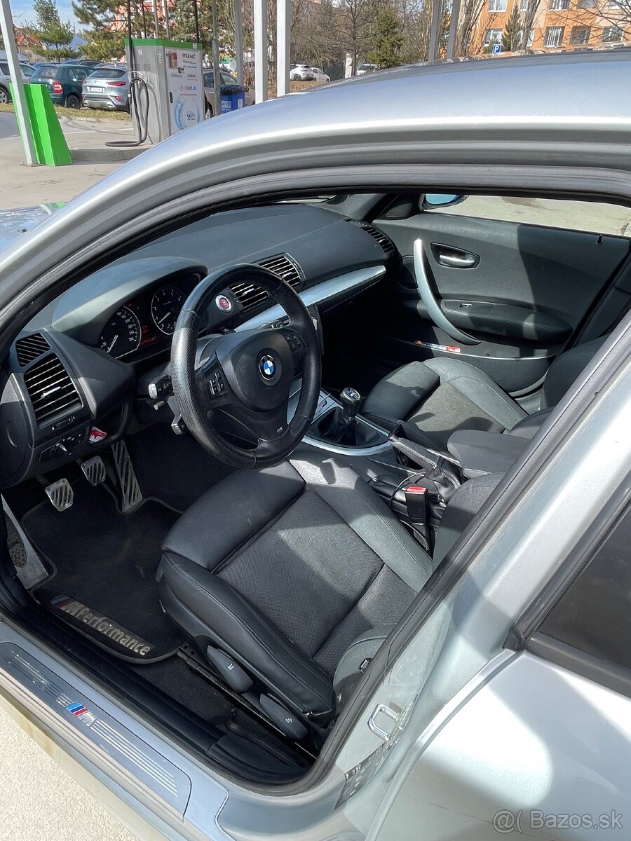 Predám BMW E87 130i 6st. manuál - 11