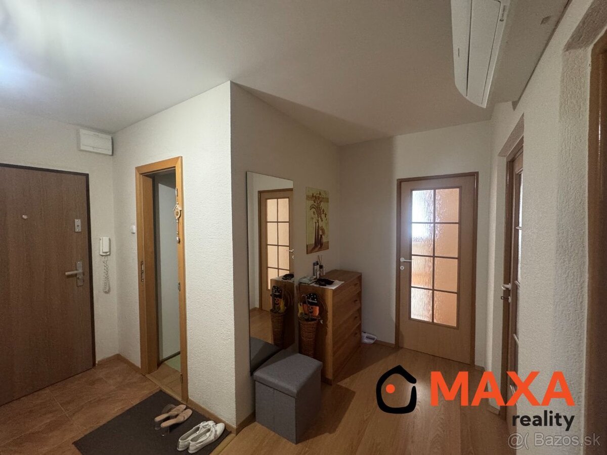 KLIMATIZOVANÝ,nadštandardný 3 izbový byt so šatníkom, pri Ka - 11