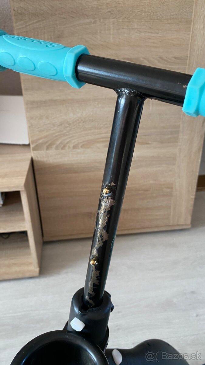 Kolobežka / odrážadlo s pedálmi - 11