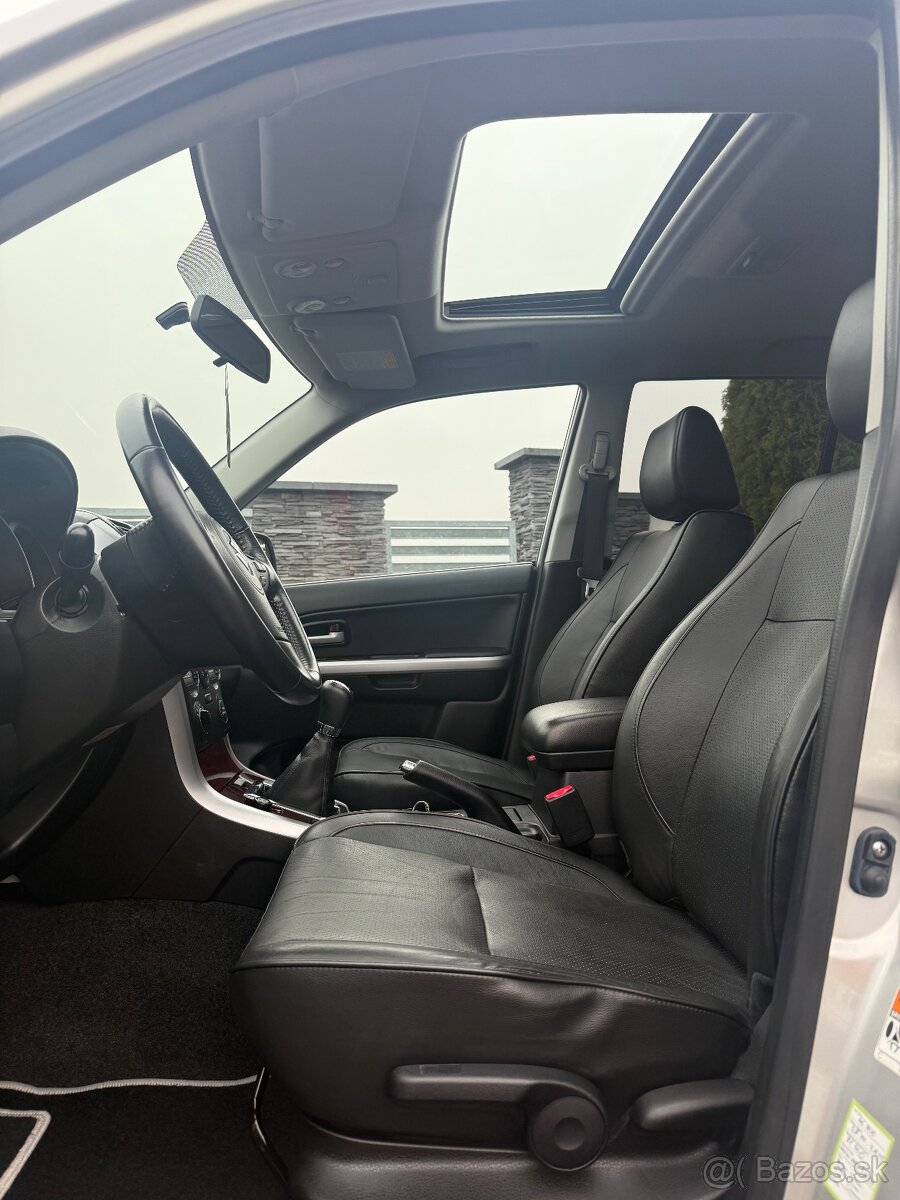 Suzuki Grand Vitara 2.0 Benzin 4x4 len 66000km - 11