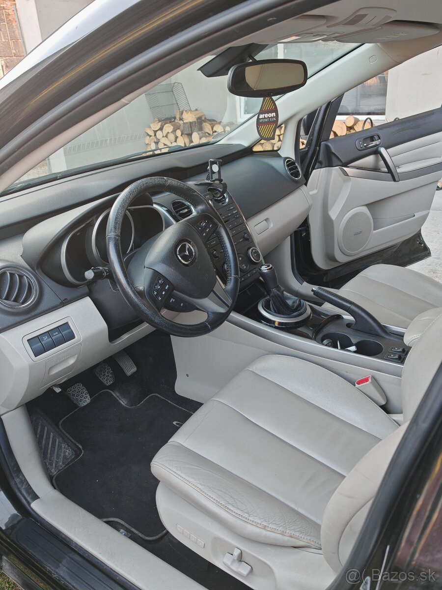 Predám Mazda CX7 - 11