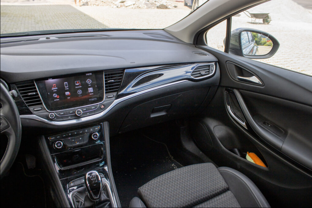 PREDAJ OPEL ASTRA ST 2017 1.6 CDTI 81kW Innovation - 11