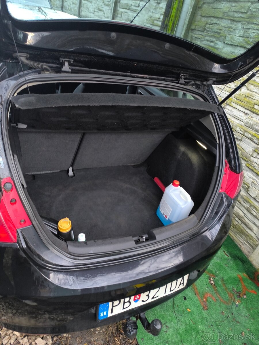 Seat Leon 1,4 16v 63 kw - 11