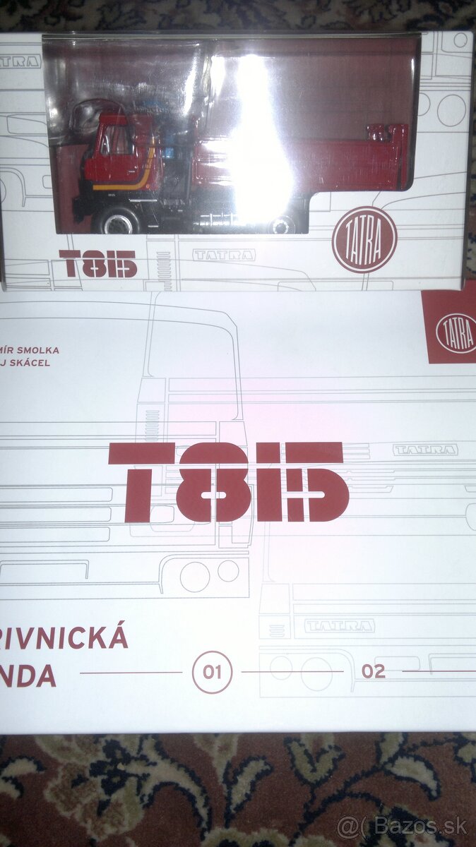 kniha s modelom tatra 815 - 11