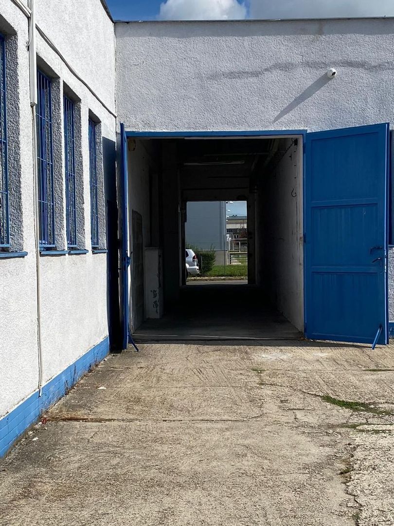 Komerčný priestor na prenájom – Panónska cesta, Petržalka (k - 11