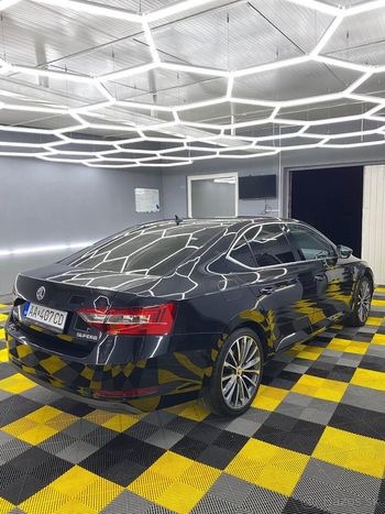 ŠKODA SUPERB 3 - 11