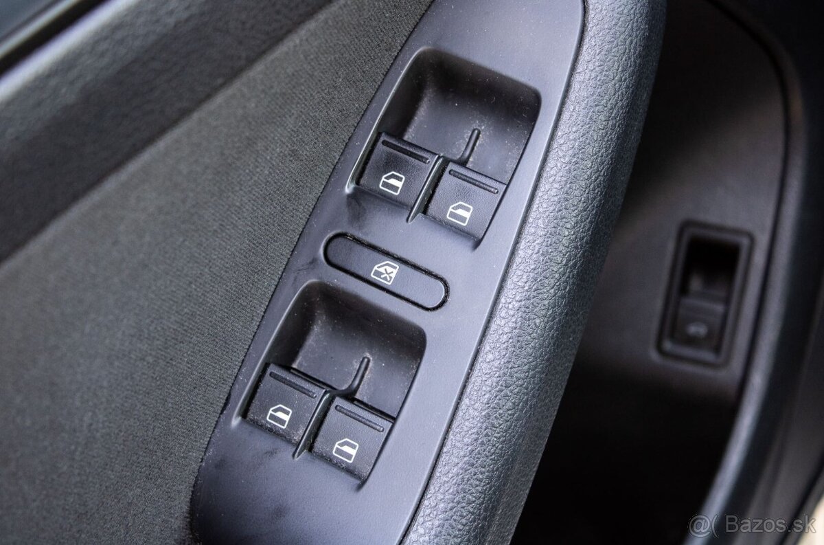 Volkswagen Jetta 1.6 TDi / 77 kW / 2013 - 11