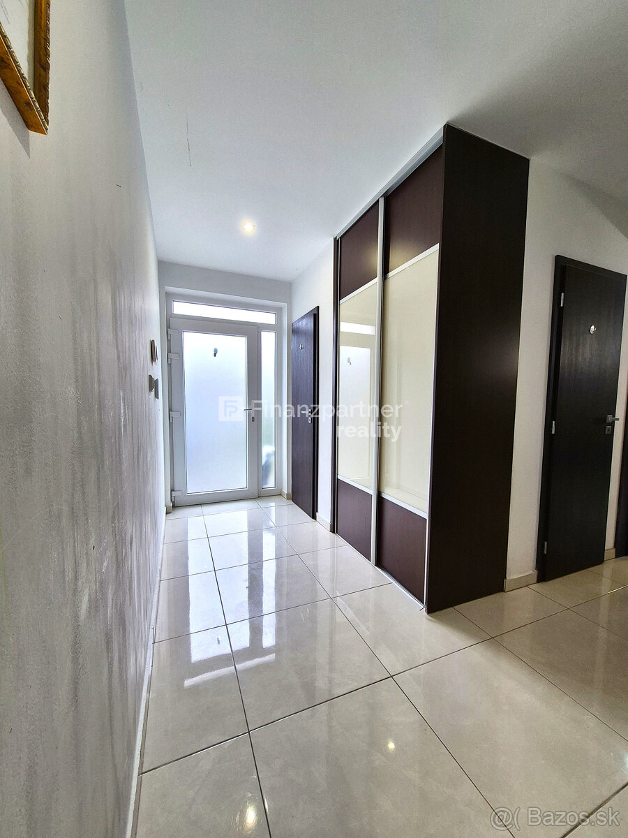 Moderný 3 izbový dom s bazénom vo Veľkom Blahove - 11