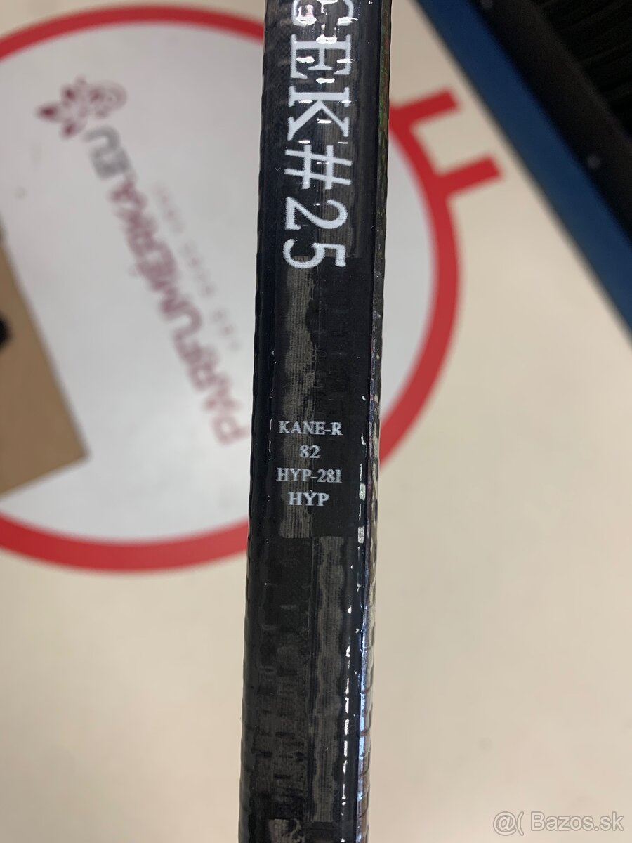 SAMUEL BUCEK nova hokejka BAUER VAPOR HYPERLITE - 11