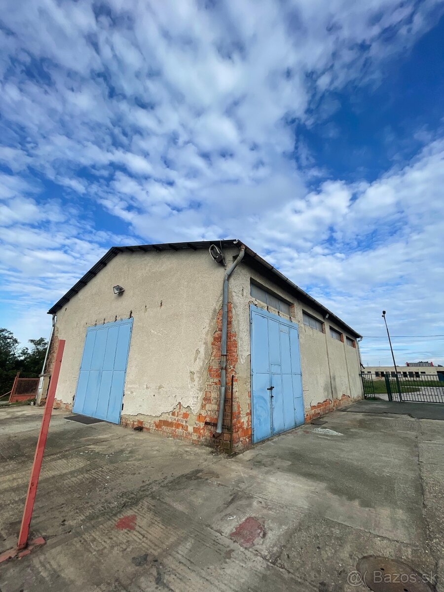 Prenájom hál, lakovne a vonkajsich ploch - Lukov Dvor - 11