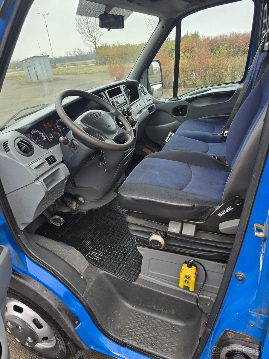 Predam IVECO DAILY 35C15 7-miest vyklapac do 3.5T DPH - 11