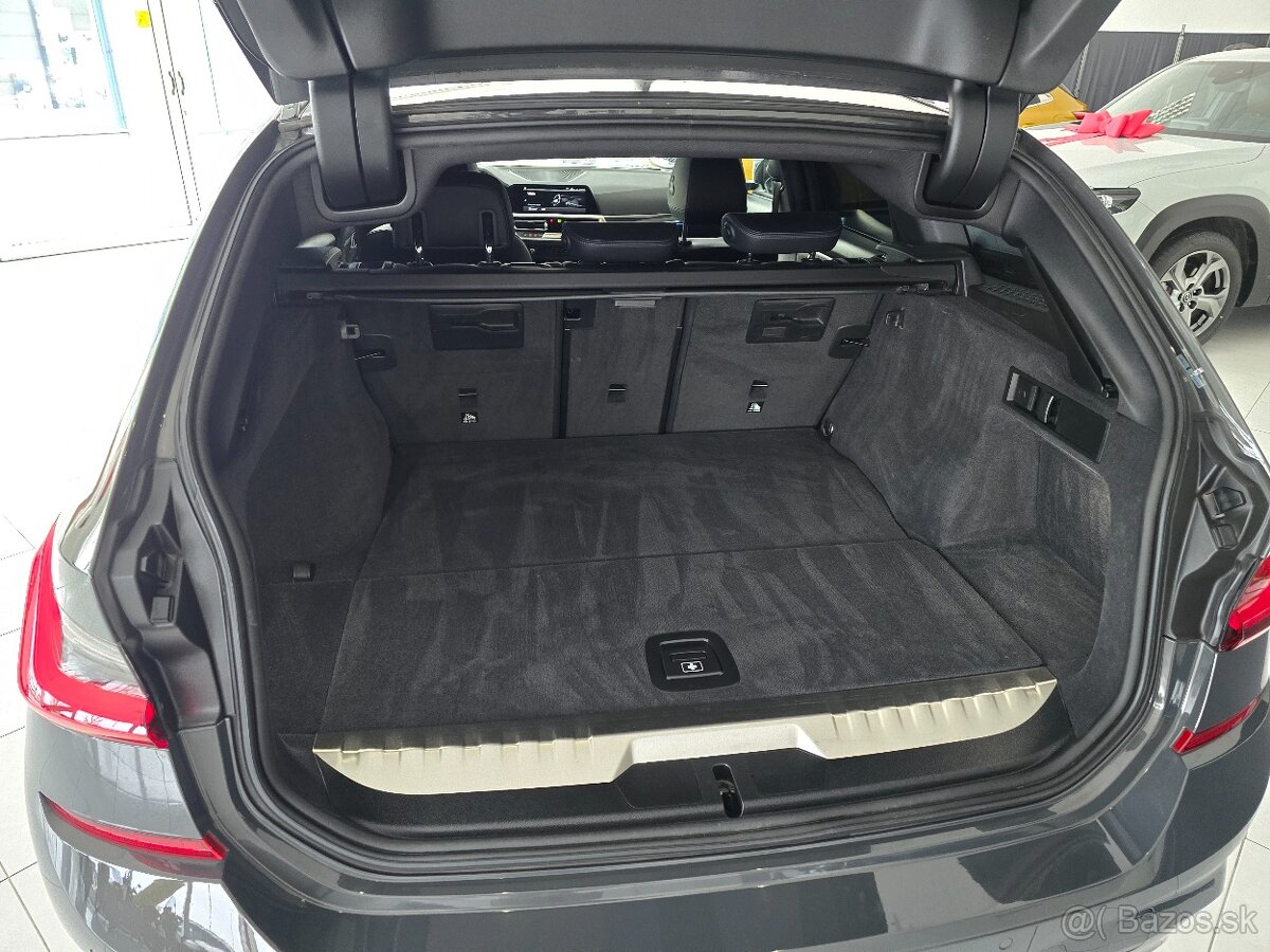 BMW Rad 3 Touring 330e PHEV xDrive A/T - 11
