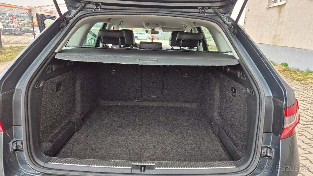 Škoda Superb Combi 2.0 TDI Business - 11