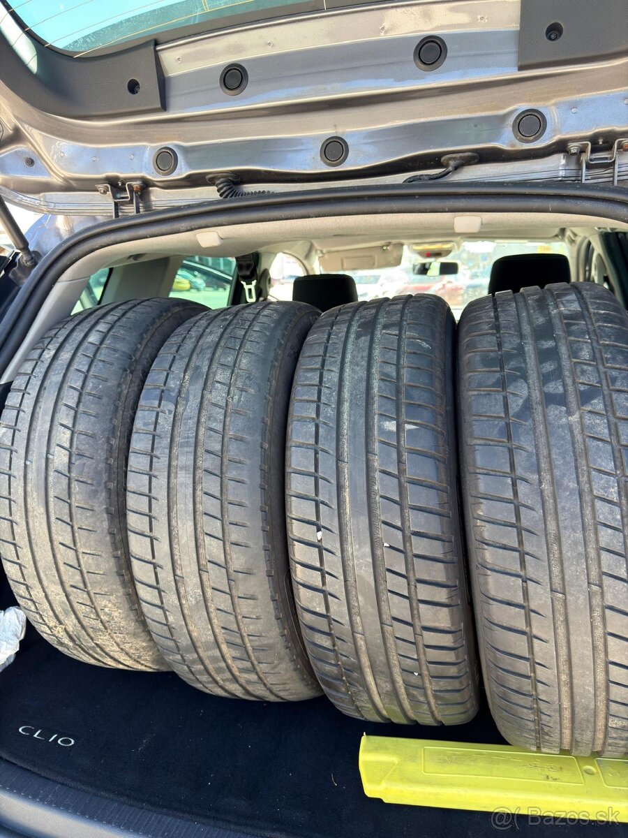 Renalut Clio 2013 66kW MT5 Kombi - 11