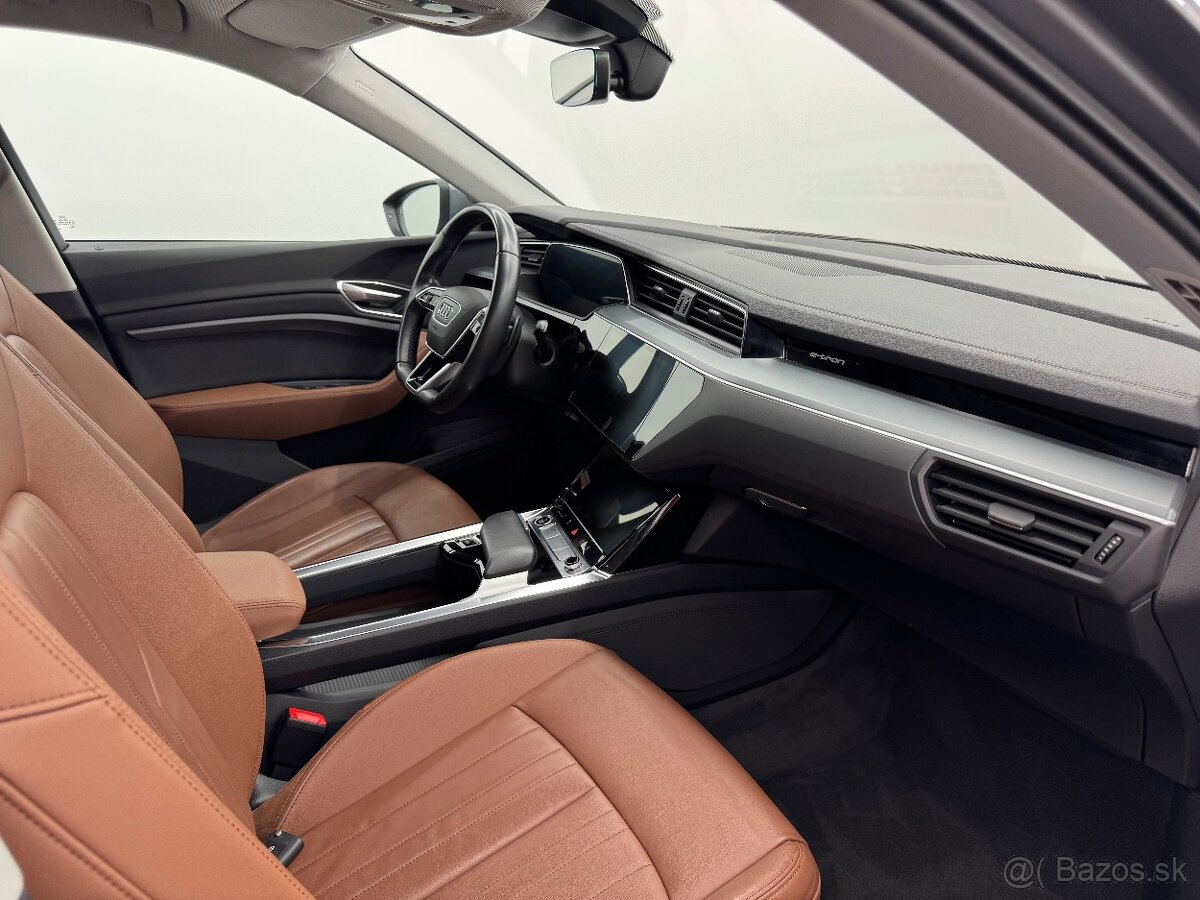 E-TRON 230KW 66000km ODPOČET DPH - 11