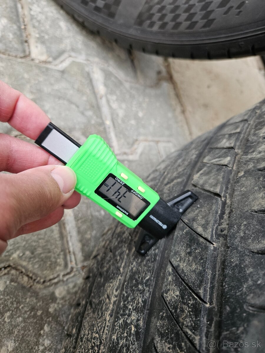 Letné pneumatiky Kumho 275/50 R20 - 11