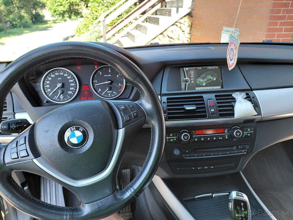 BMW X5 - 11