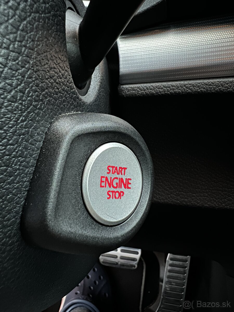 🚗 Volkswagen Golf R 2.0 TSI 199 kW 4Motion – 2011 – Automat - 11