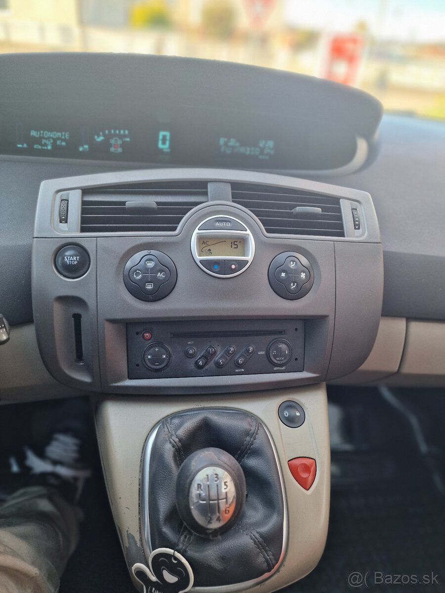 Renault scenic Grand 2011 - 11