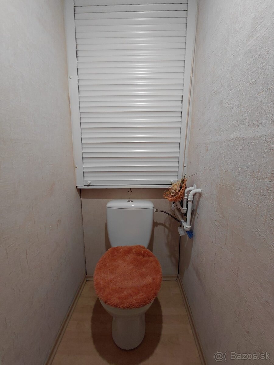 Slnečný, teplý 3 izb. s balkónom, A. Stodolu, Prievidza - 11