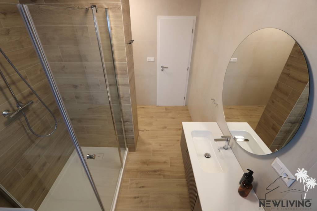 Na prenájom nový 2iz. byt na Banke - 11