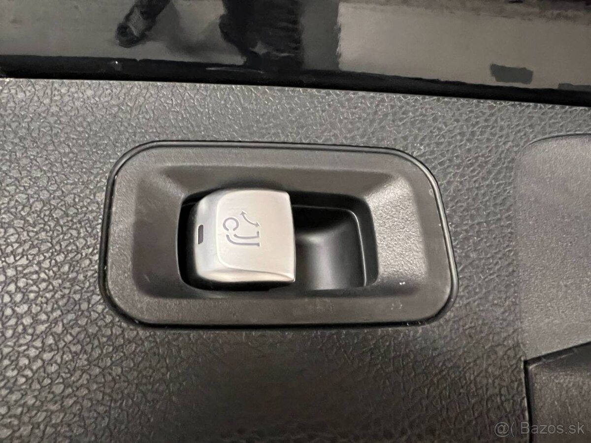 Mercedes-Benz E trieda All-Terrain 350 d 4MATIC A/T 190KW - 11