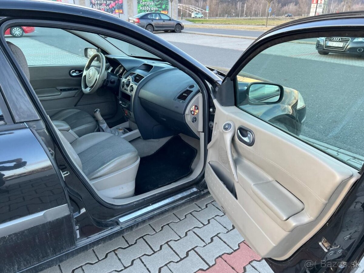 Renault Megane 1.6i 16V 83kw STK 3/2027 - 11