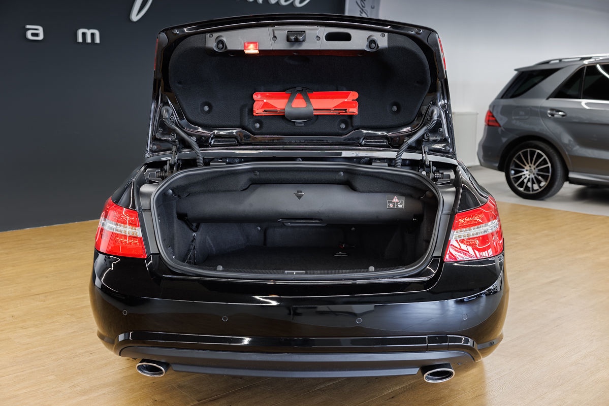 Mercedes-Benz E 350cdi Cabrio AMG Line - 11