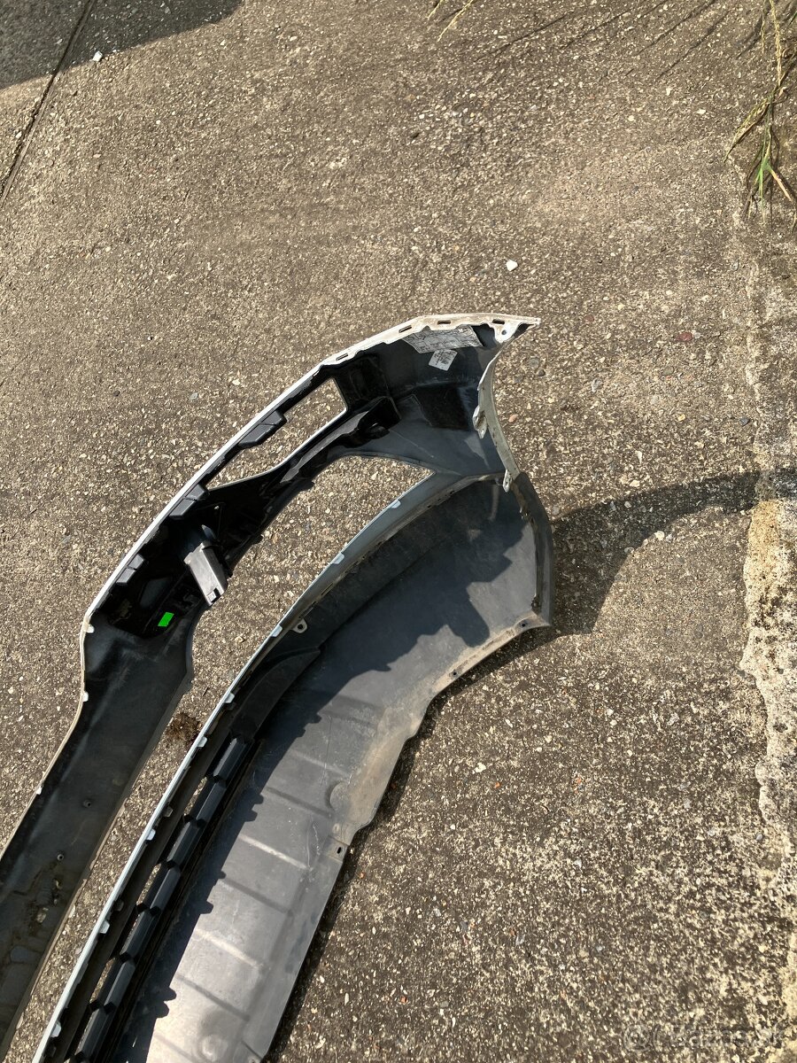 predni naraznik skoda karoq bily - 11