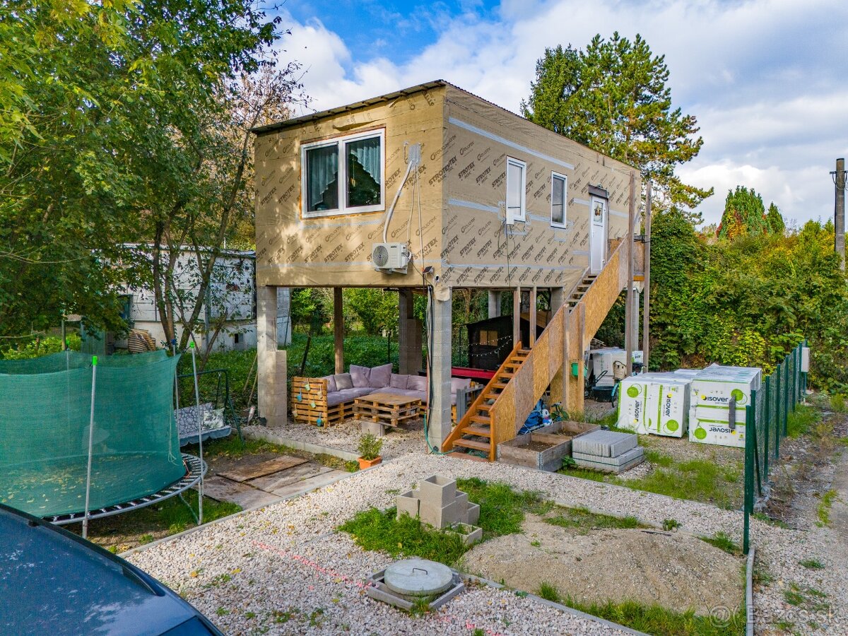 KOMPLETNE ZARIADENÝ 3I DREVODOM V CHATOVEJ OSADE BODÍKY - 11